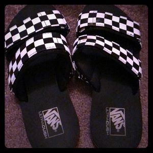 Women’s vans slides